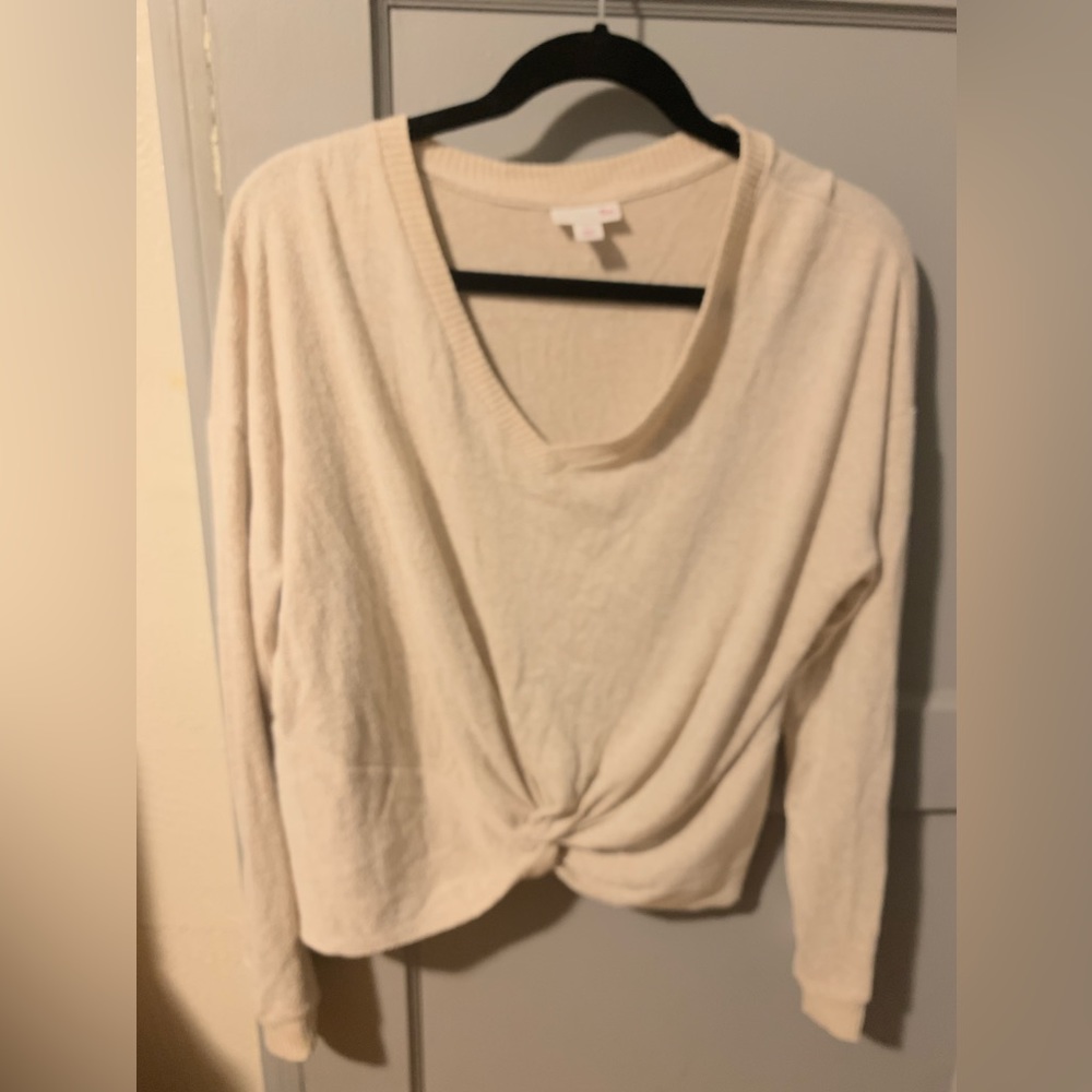 Beige twist front detail sweater